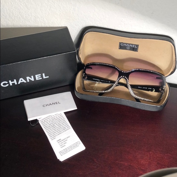 CHANEL Accessories - Chanel 5056 Sunglasses